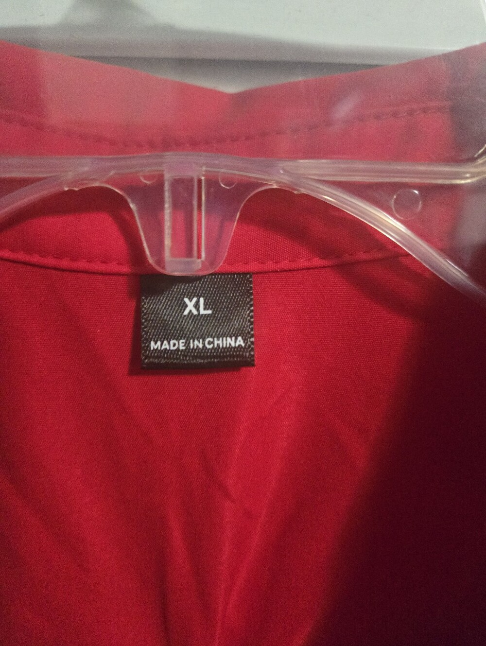 Women’s Red Button-Front Ruched Blouse - Picture 6 of 8